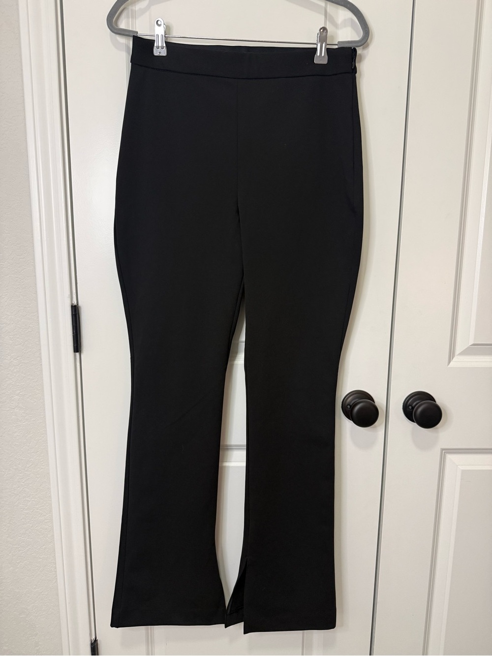 Express Skyscraper - Black Stretch Flare Pants - Medium